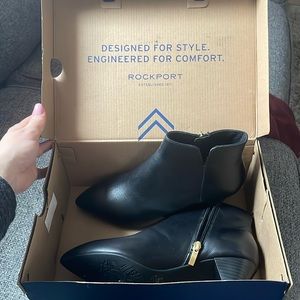 Rockport Milia V Bootie size 8.5